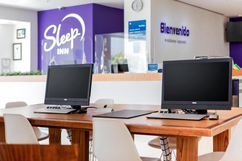 Sleep Inn Leon Antares Extérieur photo