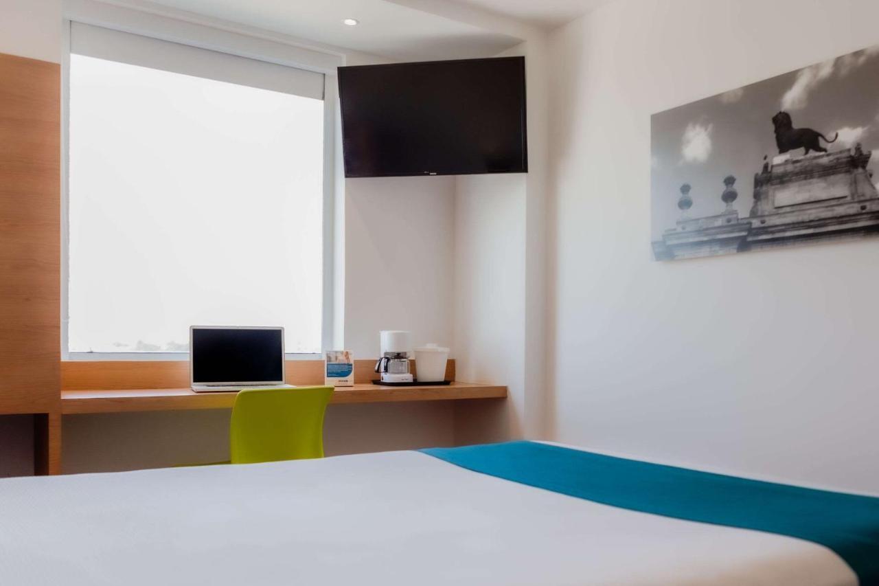Sleep Inn Leon Antares Extérieur photo