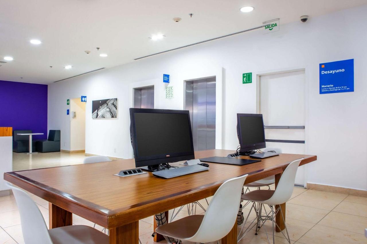 Sleep Inn Leon Antares Extérieur photo