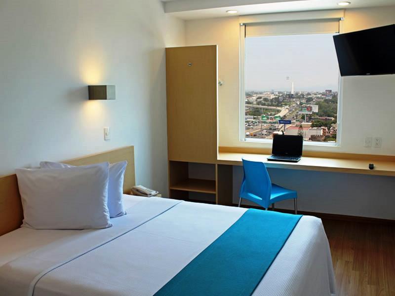 Sleep Inn Leon Antares Extérieur photo