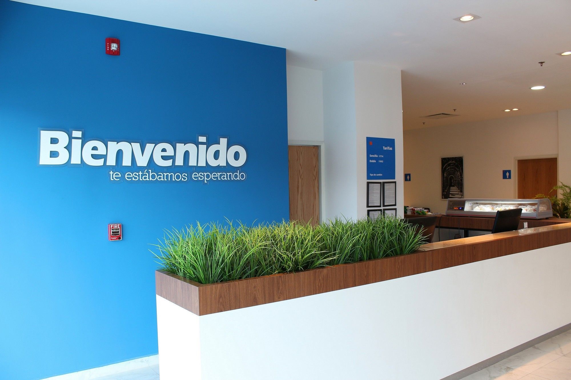 Sleep Inn Leon Antares Extérieur photo